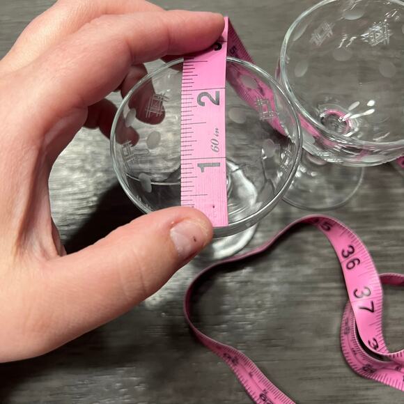 Standard Glass Etched Glass Champagne Cups LOT of 2 - Picture 4 of 5